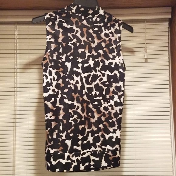 Alfani Sleeveless Blouse - Picture 2 of 9